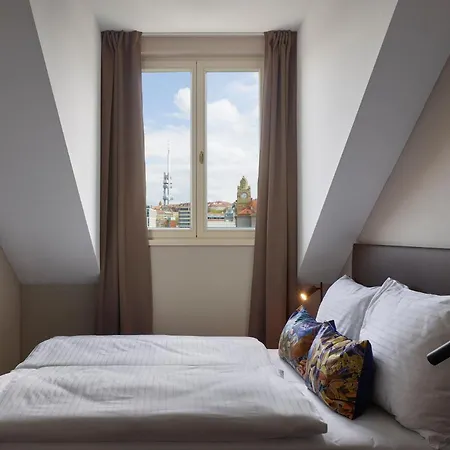 Aparthotel Franz By Zeitraum 4*