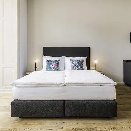 Ξενοδοχείο με διαμερίσματα Franz By Zeitraum 4*