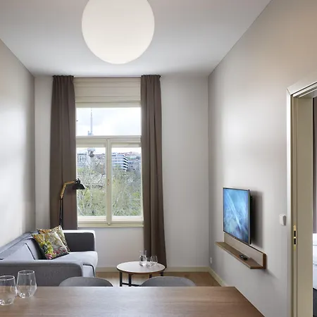 Ξενοδοχείο με διαμερίσματα Franz By Zeitraum 4*