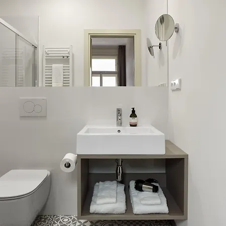 Franz By Zeitraum 4* Prague